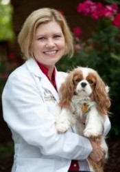 Dr. Ashley Tharp (Four Paws Animal Hospital.) | Animal Clinic | Pet Medicus